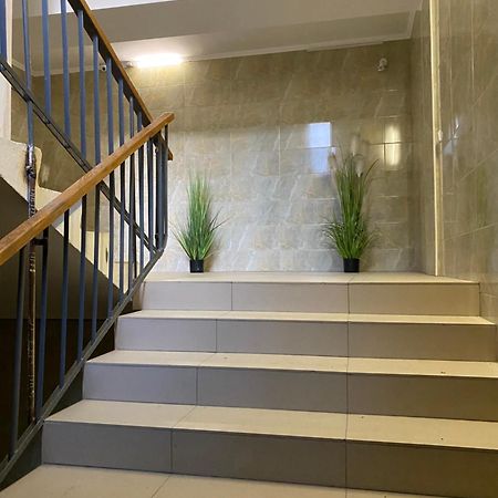 2-К Студія У Центрі Біля Стадіону Та Корпусного Саду - Мережа Helen Apartment Poltava Exterior photo