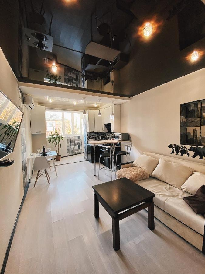 2-К Студія У Центрі Біля Стадіону Та Корпусного Саду - Мережа Helen Apartment Poltava Exterior photo