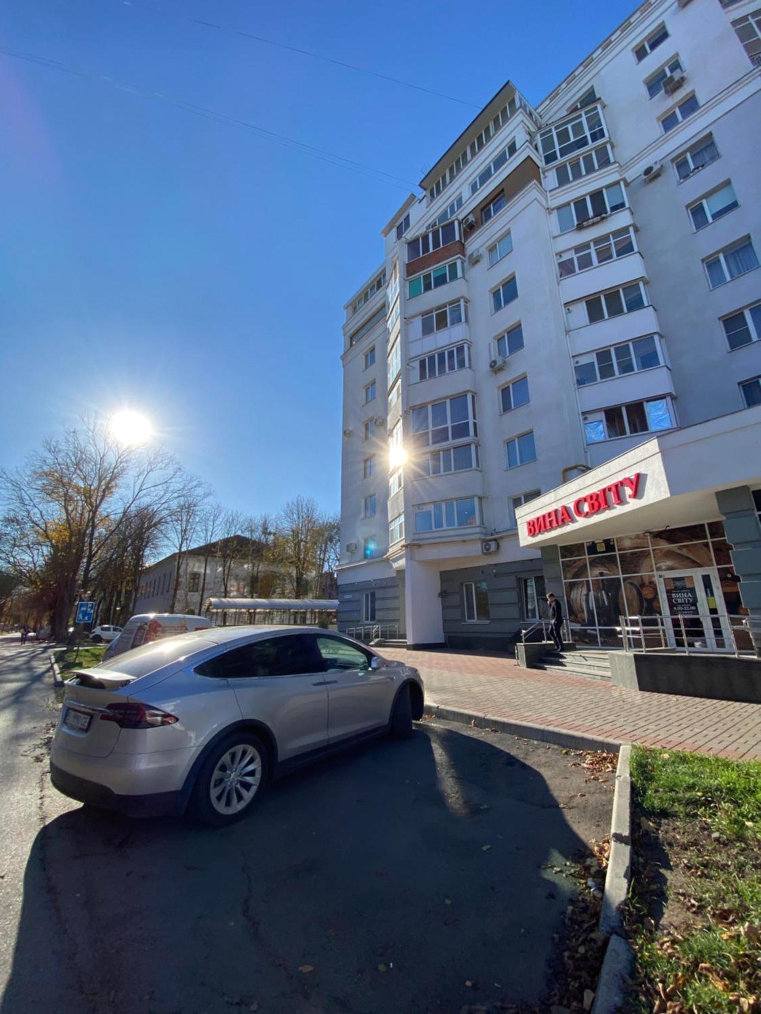 2-К Студія У Центрі Біля Стадіону Та Корпусного Саду - Мережа Helen Apartment Poltava Exterior photo