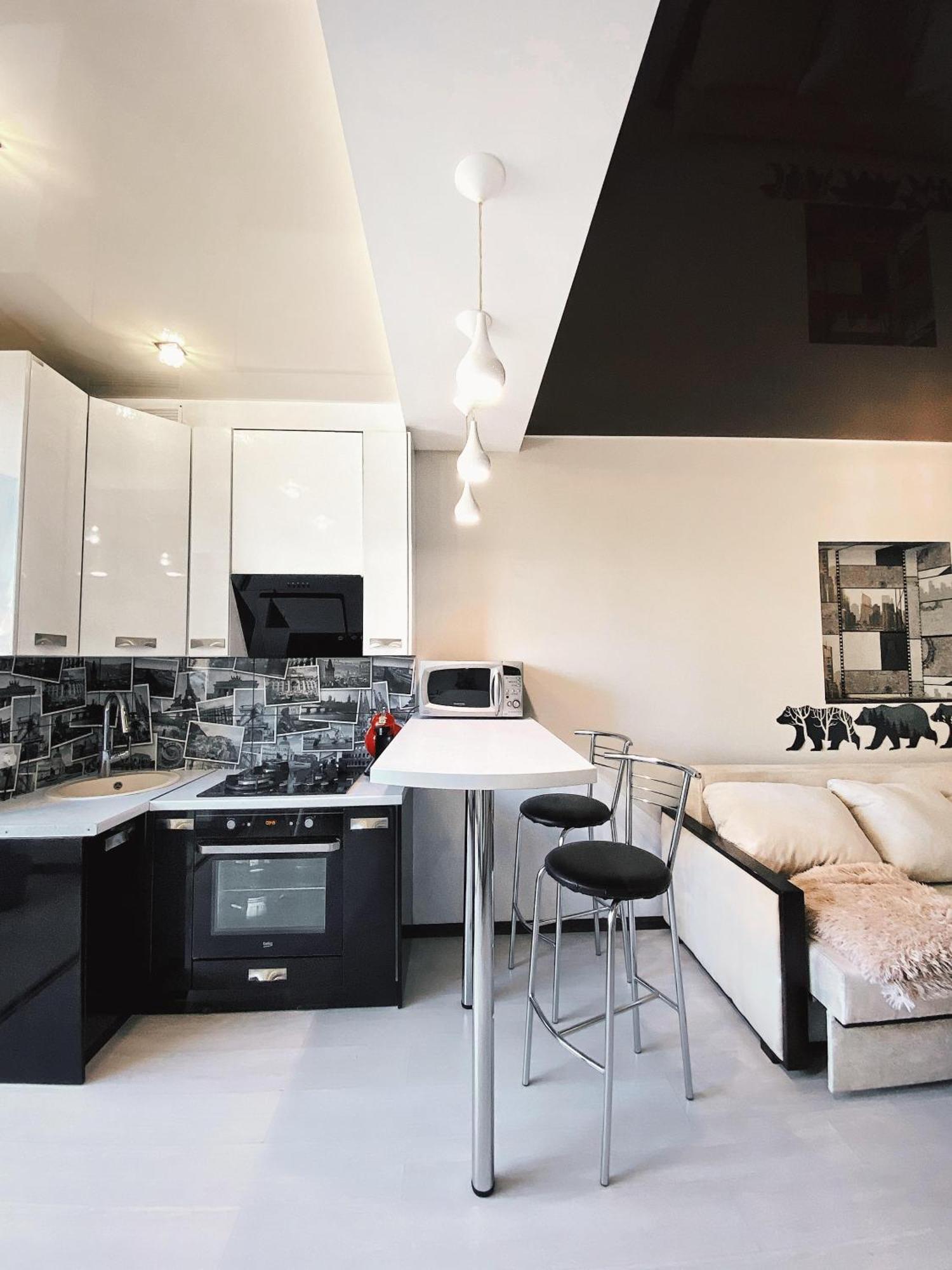 2-К Студія У Центрі Біля Стадіону Та Корпусного Саду - Мережа Helen Apartment Poltava Room photo