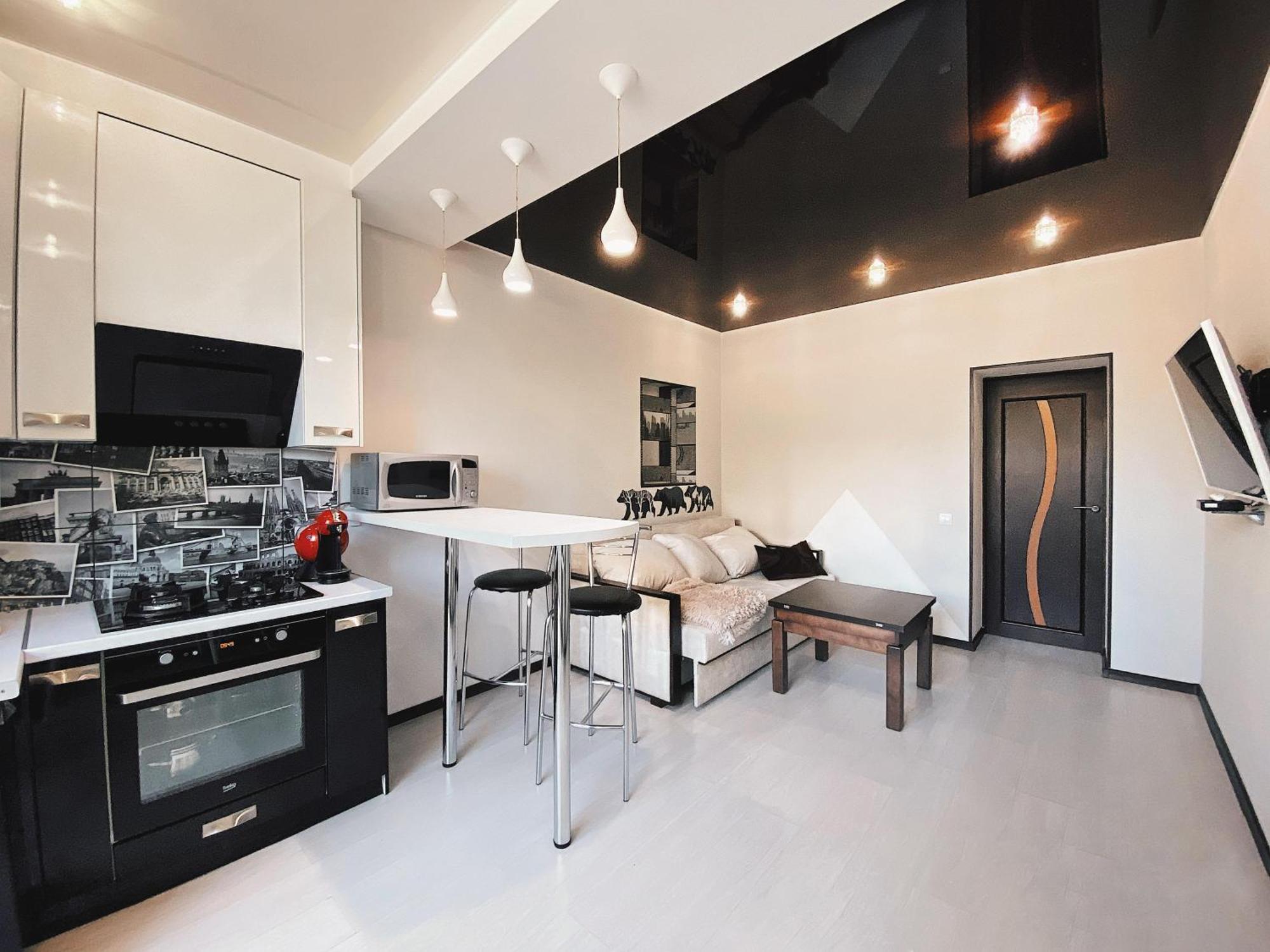 2-К Студія У Центрі Біля Стадіону Та Корпусного Саду - Мережа Helen Apartment Poltava Room photo
